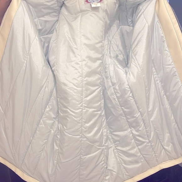 South Pole, quarter length coat, size med, cream color, blue trim, gray lining, - Picture 9 of 10